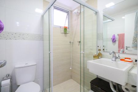 Apartamento à venda com 95m², 2 quartos e 3 vagas Apartamento à venda com 95m², 2 quartos e 3 vagasBanheiro