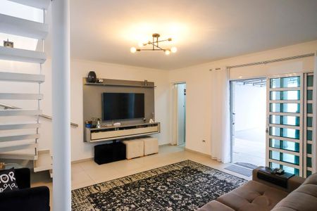 Casa à venda com 150m², 3 quartos e 7 vagasSala