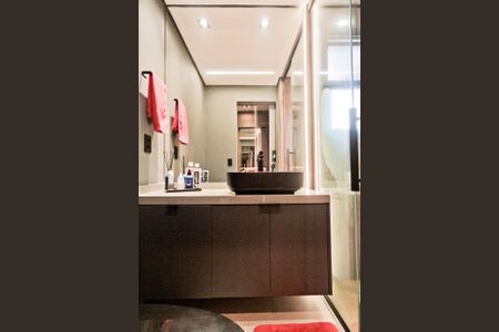 Apartamento à venda com 70m², 2 quartos e 2 vagasBanheiro 1