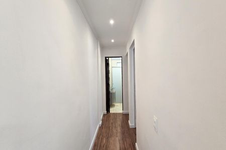 Apartamento à venda com 68m², 2 quartos e 1 vagaCorredor