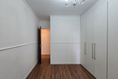 Apartamento à venda com 68m², 2 quartos e 1 vagaQuarto 2