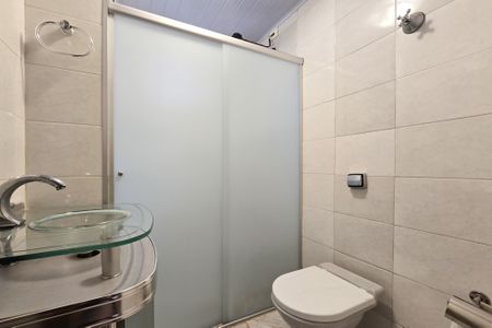 Apartamento à venda com 68m², 2 quartos e 1 vagaBanheiro Social