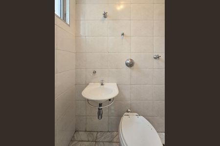 Apartamento à venda com 68m², 2 quartos e 1 vagaBanheiro de Serviço