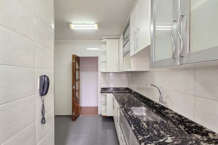 Apartamento à venda com 68m², 2 quartos e 1 vagaCozinha