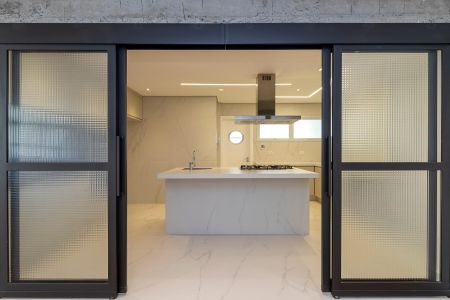 Apartamento à venda com 213m², 3 quartos e 2 vagas Apartamento à venda com 213m², 3 quartos e 2 vagasCozinha