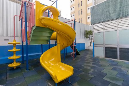 Apartamento à venda com 213m², 3 quartos e 2 vagas Apartamento à venda com 213m², 3 quartos e 2 vagasParque