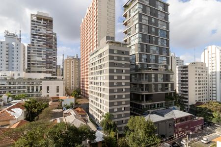 Apartamento à venda com 213m², 3 quartos e 2 vagas Apartamento à venda com 213m², 3 quartos e 2 vagasVista