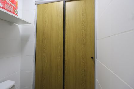 Apartamento à venda com 52m², 2 quartos e 1 vagaBanheiro Social