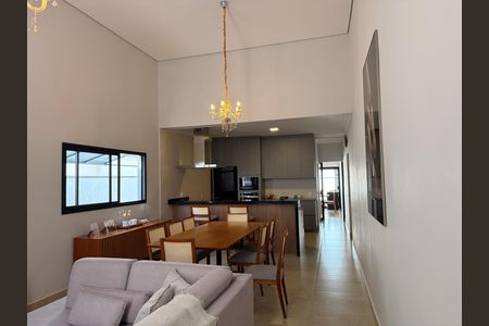 Sala de casa de condomínio à venda com 3 quartos, 170m² em Swiss Park, Campinas
