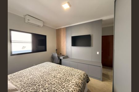 Casa de condomínio à venda com 170m², 3 quartos e sem vaga Casa de condomínio à venda com 170m², 3 quartos e sem vagaSuíte