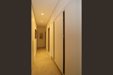 Apartamento para alugar com 156m², 2 quartos e 1 vaga Apartamento para alugar com 156m², 2 quartos e 1 vagaCorredor