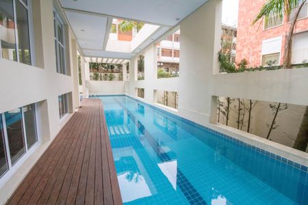 Apartamento à venda com 208m², 4 quartos e 4 vagas Apartamento à venda com 208m², 4 quartos e 4 vagasÁrea comum