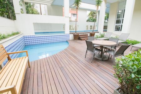 Apartamento à venda com 208m², 4 quartos e 4 vagas Apartamento à venda com 208m², 4 quartos e 4 vagasÁrea comum