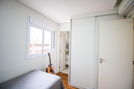 Apartamento à venda com 208m², 4 quartos e 4 vagas Apartamento à venda com 208m², 4 quartos e 4 vagasSuíte 1