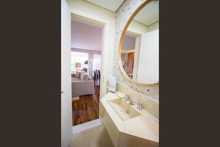 Apartamento à venda com 208m², 4 quartos e 4 vagas Apartamento à venda com 208m², 4 quartos e 4 vagasSuíte 4