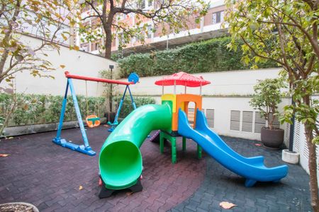 Apartamento à venda com 208m², 4 quartos e 4 vagas Apartamento à venda com 208m², 4 quartos e 4 vagasÁrea comum