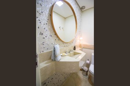 Apartamento à venda com 208m², 4 quartos e 4 vagas Apartamento à venda com 208m², 4 quartos e 4 vagasSuíte 4