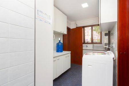 Apartamento à venda com 146m², 3 quartos e 2 vagas Apartamento à venda com 146m², 3 quartos e 2 vagasLavanderia