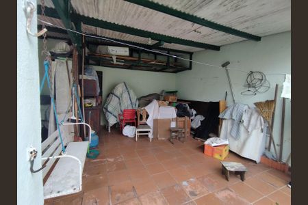 Casa à venda com 130m², 2 quartos e 1 vagaQuintal