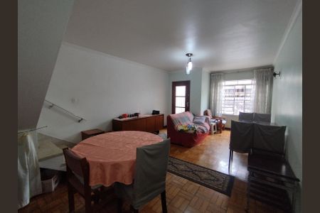 Casa à venda com 130m², 2 quartos e 1 vagaSala