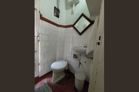 Casa à venda com 130m², 2 quartos e 1 vagaBanheiro de serviço