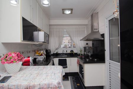 Apartamento para alugar com 153m², 3 quartos e 2 vagasCozinha