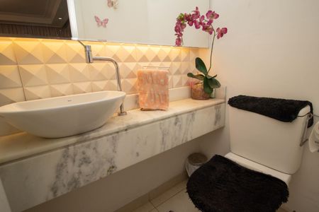 Apartamento para alugar com 153m², 3 quartos e 2 vagasLavabo