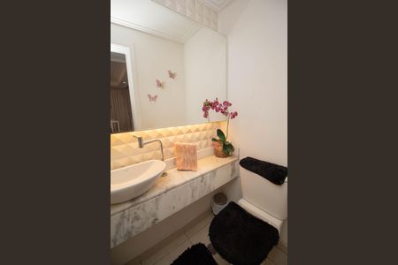 Apartamento para alugar com 153m², 3 quartos e 2 vagasLavabo