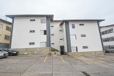 Apartamento para alugar com 55m², 2 quartos e 1 vaga Apartamento para alugar com 55m², 2 quartos e 1 vagaFachada do bloco