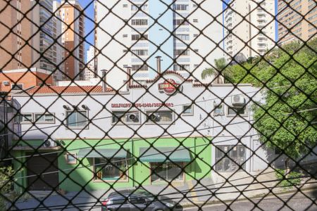 Vista do Quarto 1 de casa para alugar com 2 quartos, 140m² em Pompeia, São Paulo