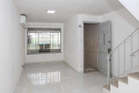 Sala de casa para alugar com 2 quartos, 140m² em Pompeia, São Paulo