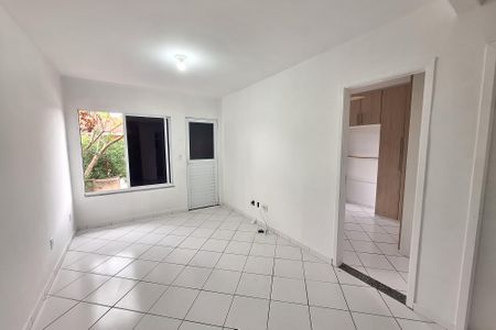 Sala de casa de condomínio para alugar com 2 quartos, 97m² em Chácaras Arcampo, Duque de Caxias