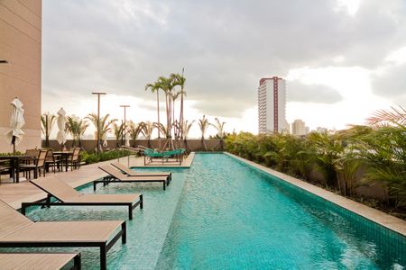 Apartamento à venda com 87m², 3 quartos e 2 vagas Apartamento à venda com 87m², 3 quartos e 2 vagasÁrea comum - Piscina