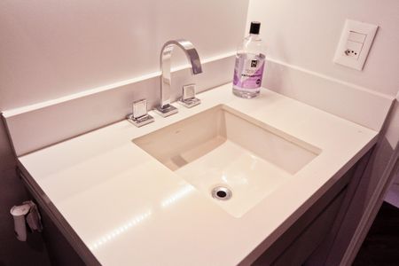 Apartamento à venda com 87m², 3 quartos e 2 vagas Apartamento à venda com 87m², 3 quartos e 2 vagasBanheiro da Suíte