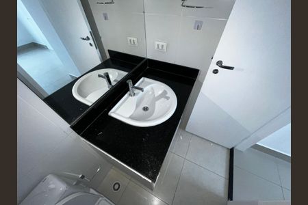 Studio à venda com 42m², 1 quarto e 1 vaga Studio à venda com 42m², 1 quarto e 1 vagaBanheiro da Suíte
