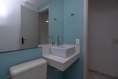 Apartamento à venda com 73m², 3 quartos e 1 vaga Apartamento à venda com 73m², 3 quartos e 1 vagaBanheiro Social 1