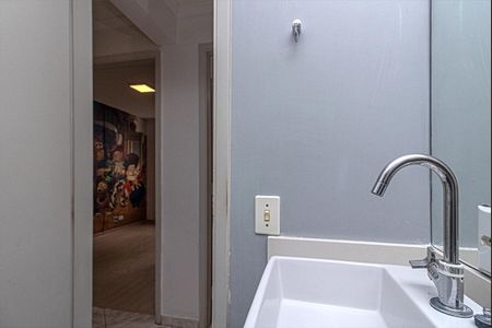 Apartamento à venda com 73m², 3 quartos e 1 vaga Apartamento à venda com 73m², 3 quartos e 1 vagaBanheiro Social 2