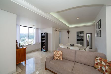Sala de apartamento à venda com 3 quartos, 110m² em Buritis, Belo Horizonte