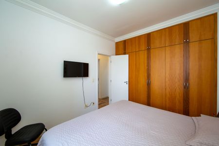 Apartamento à venda com 110m², 3 quartos e 2 vagas Apartamento à venda com 110m², 3 quartos e 2 vagasQuarto 2