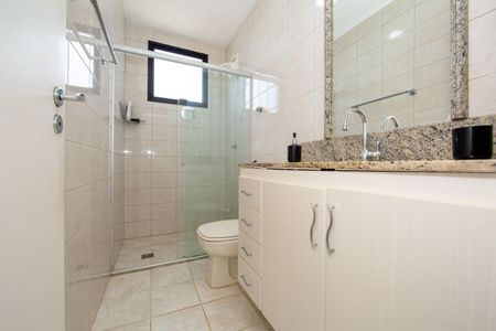 Apartamento à venda com 110m², 3 quartos e 2 vagas Apartamento à venda com 110m², 3 quartos e 2 vagasBanheiro Social
