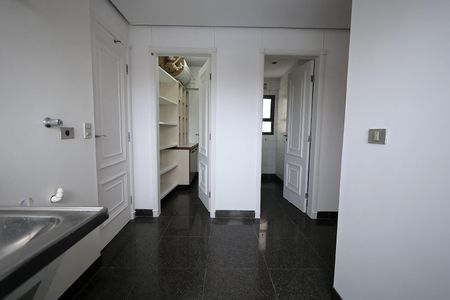Apartamento à venda com 340m², 6 quartos e 4 vagasÁrea de Serviço