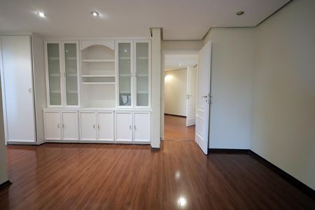 Apartamento à venda com 340m², 6 quartos e 4 vagasSuíte 1
