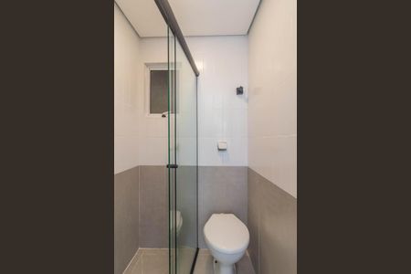 Banheiro de apartamento para alugar com 1 quarto, 20m² em Centro Histórico, Porto Alegre