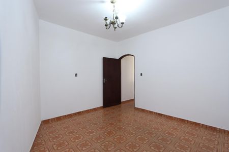 Casa à venda com 139m², 5 quartos e 2 vagasQuarto 2