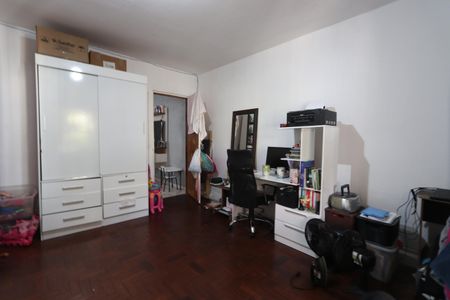 Casa à venda com 139m², 5 quartos e 2 vagasQuarto 2 - Casa 2