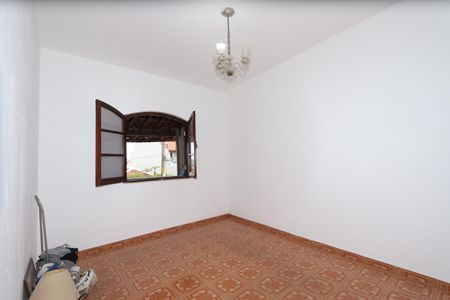 Casa à venda com 139m², 5 quartos e 2 vagasSuíte