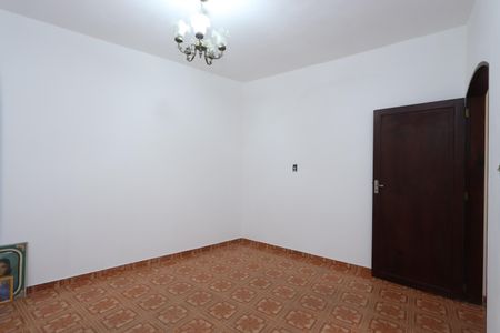 Casa à venda com 139m², 5 quartos e 2 vagasQuarto 2