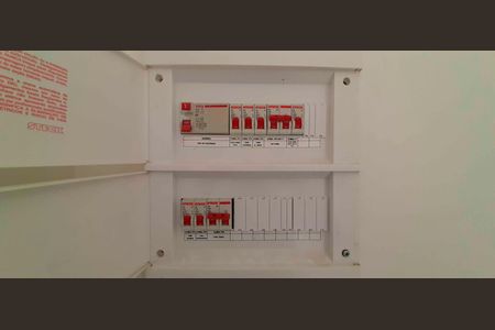 Apartamento para alugar com 55m², 2 quartos e 1 vaga Apartamento para alugar com 55m², 2 quartos e 1 vagaQuadro de Luz