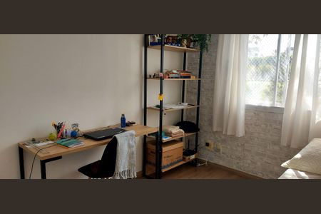 Quarto  de casa de condomínio para alugar com 3 quartos, 74m² em Jardim Karaíba, Uberlândia
