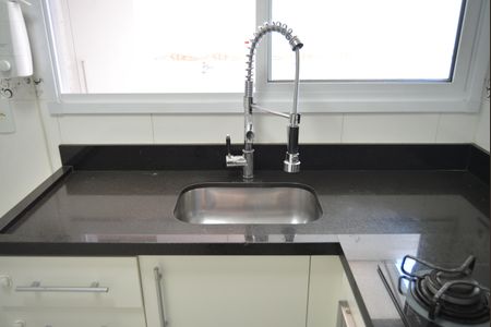 Apartamento à venda com 56m², 2 quartos e 1 vagaCozinha